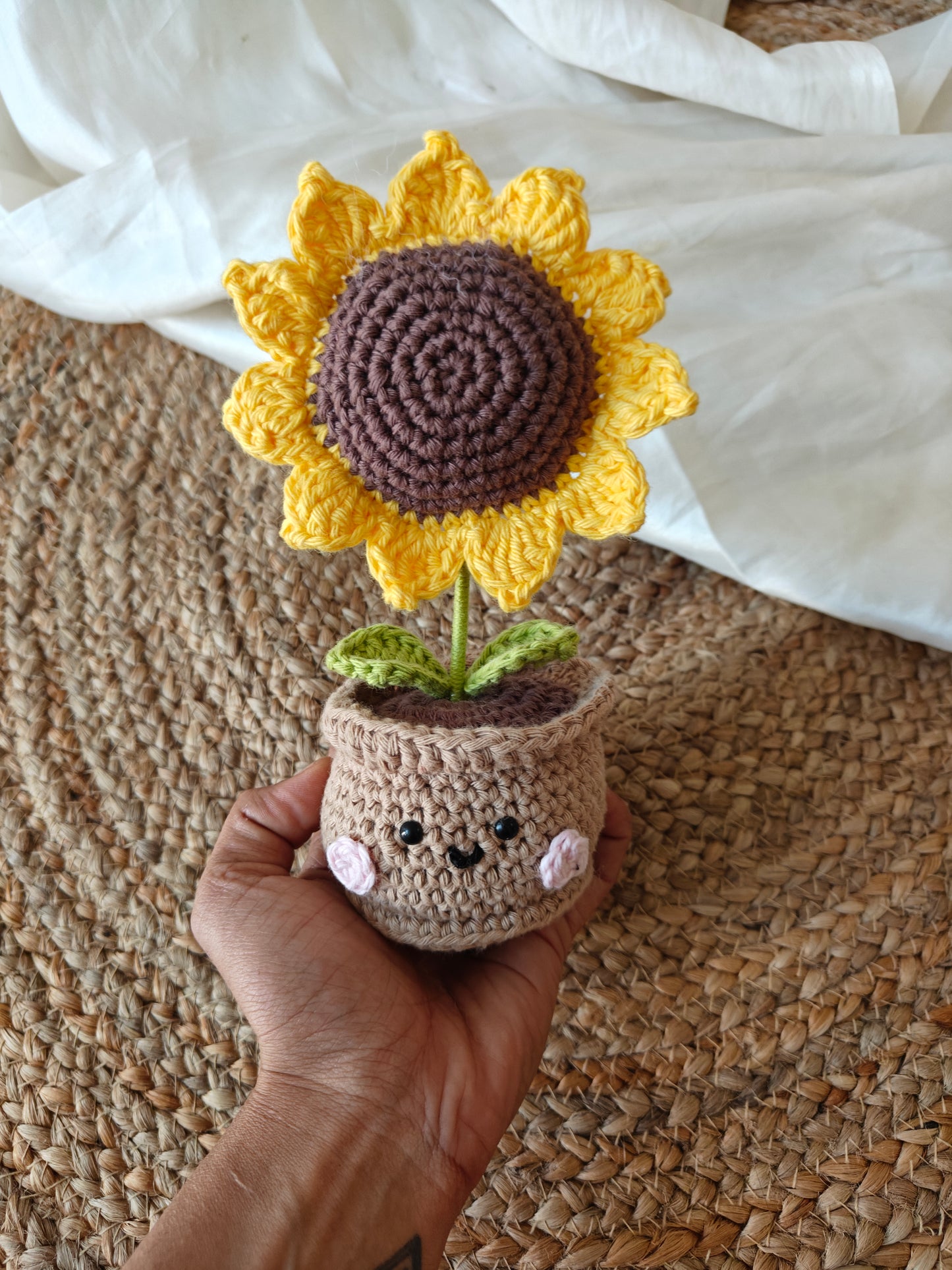Sunflower Smiling Pot