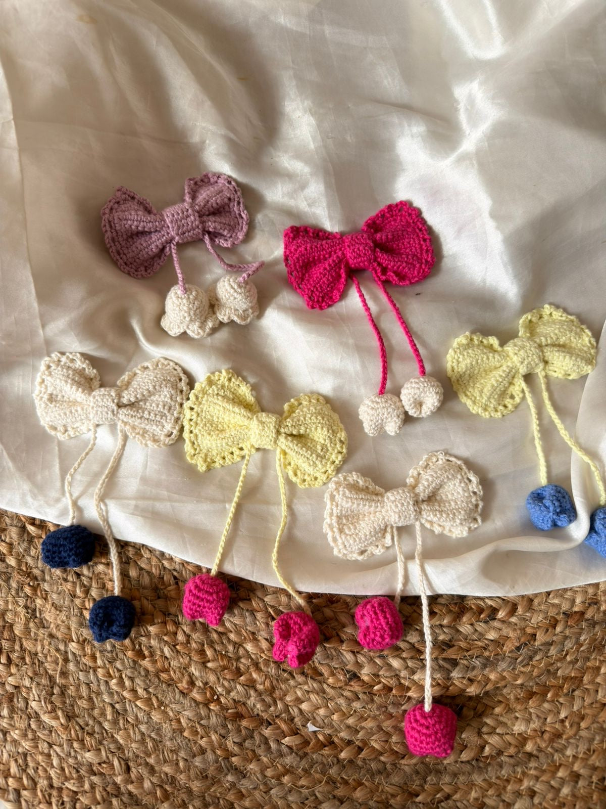 Tulip bows