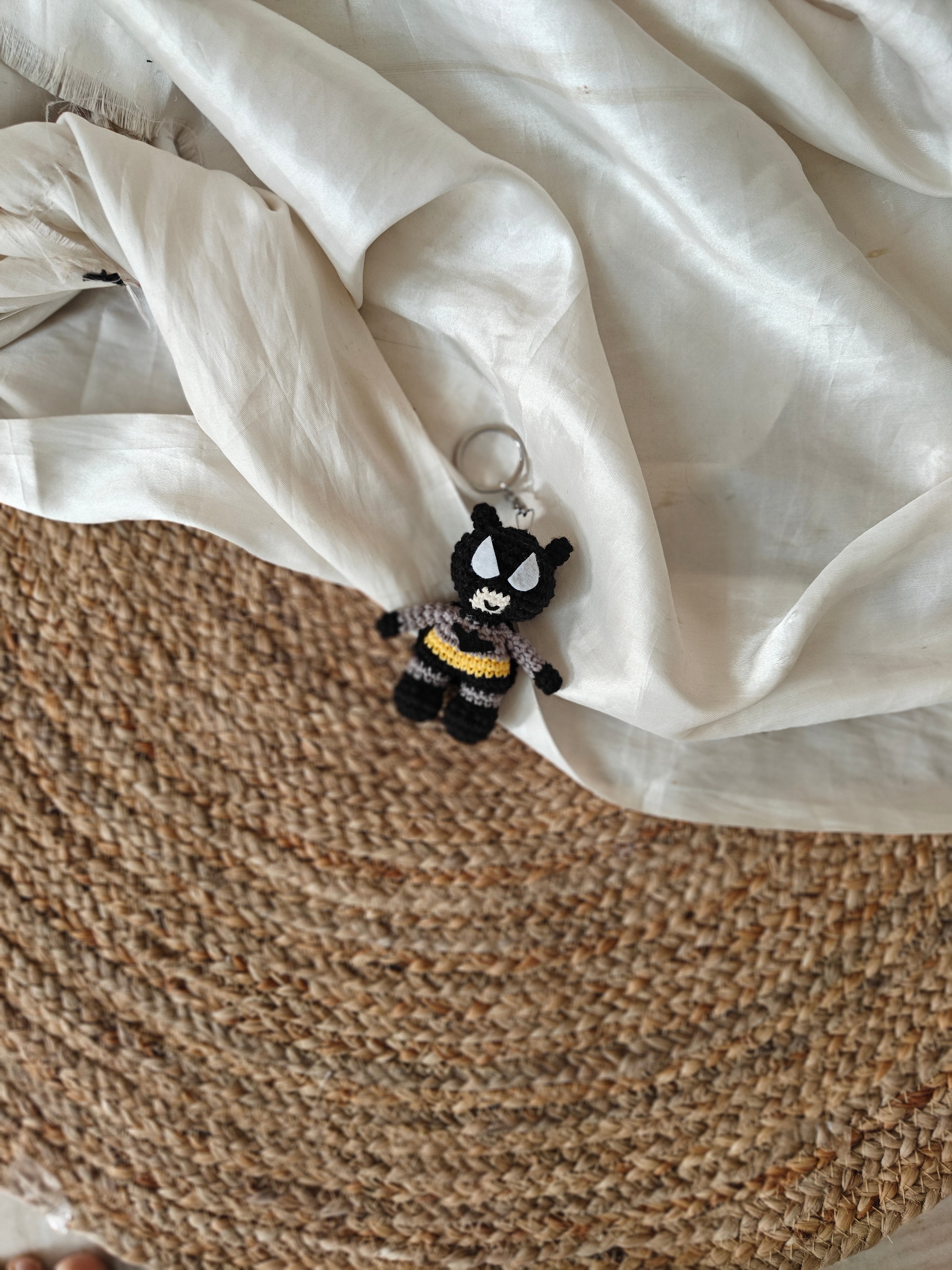 Batman keychain – Twisttheyarn